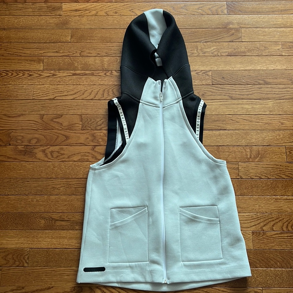 Under Armour vest
